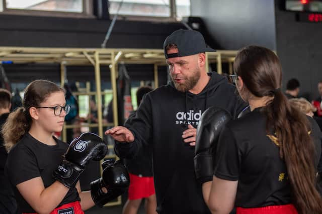 Billy Joe Saunders giving out pointers in Aylesbury, photo from Sunny Mandair