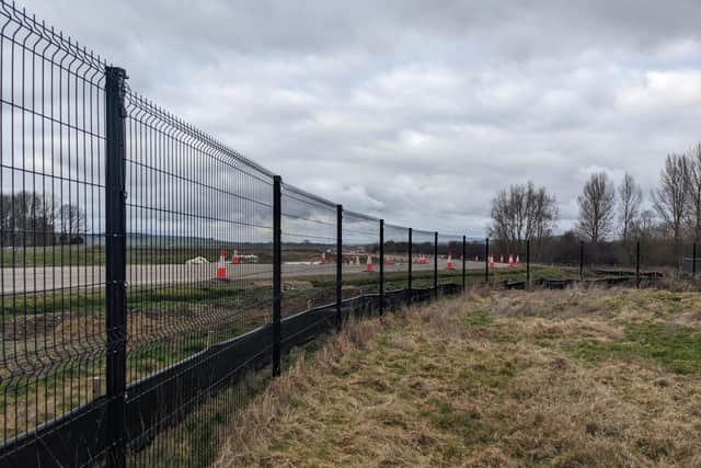 HS2 fencing, from @Alan_cooper1
