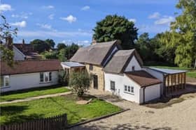 The house in Bowling Alley, Oving