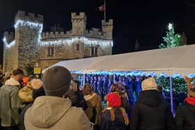 Buckingham Christmas Lights Switch On