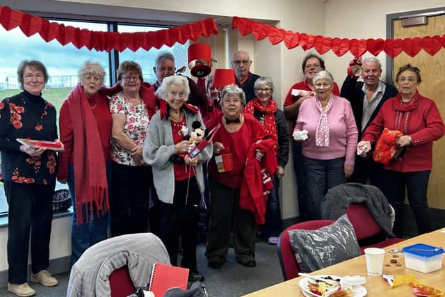 Oddfellow members in Buckingham fundraising for the BHF 