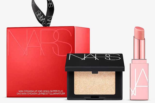 Cheap presents that feel expensive: Nars Duo