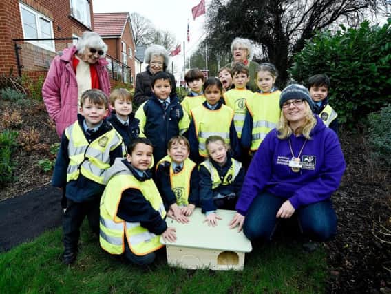 Pupils from St Teresa's Catholic Independent School at the Chiltern Lodge development