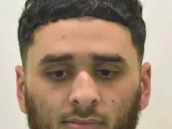 Thames Valley Police are appealing for help in apprehendingHamza Ali, aged 24, failed to return from day release on Saturday (20/4).