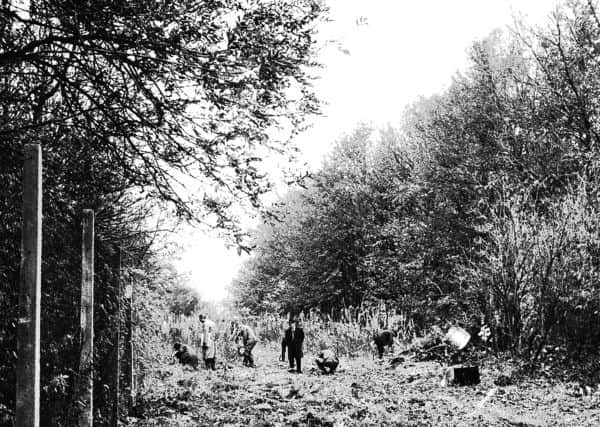 A9 Week 47
DP
View, RAF Halton search after murder, November 1967 re: murder of Rita Ellis, picture from Archive