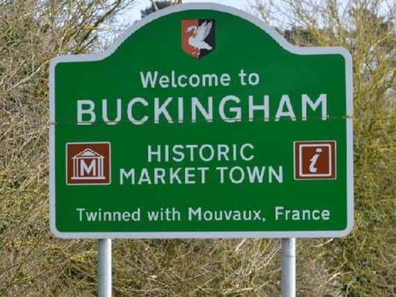 The 'Welcome to Buckingham' sign that has disappeared