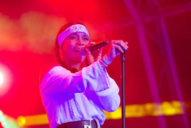 Chilfest 2015 (Friday) - Shalamar PNL-151207-115634009