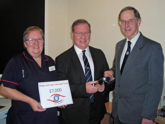 Roger and Jean Jefcoate visited the ophthalmology department to donate 7,000 from their family charitable trust, based in Winslow.